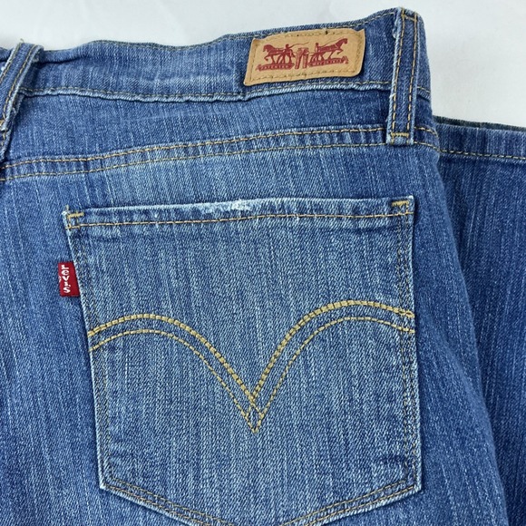 Levi's 524 Bootcut Jeans Women's Size 11 Medium Wash Denim Classic Casual - Picture 5 of 13